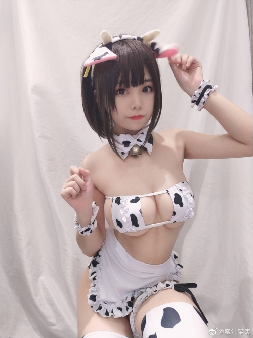 蜜汁猫裘（Mizhimao） 牛ビキニ Cosplay_Cow_Girl_Bikini 35