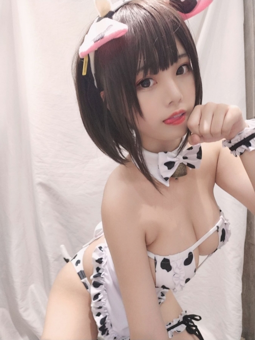 蜜汁猫裘（Mizhimao） 牛ビキニ Cosplay_Cow_Girl_Bikini 39
